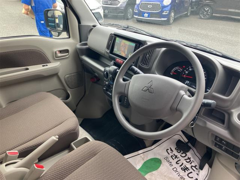 MINICAB VAN