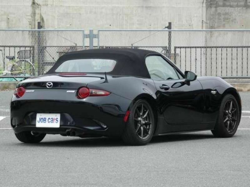 ROADSTER