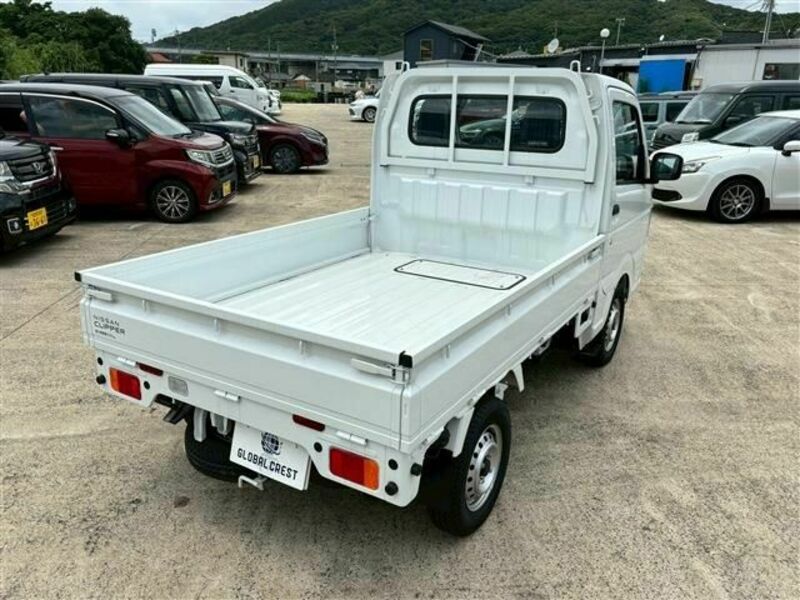 CLIPPER TRUCK