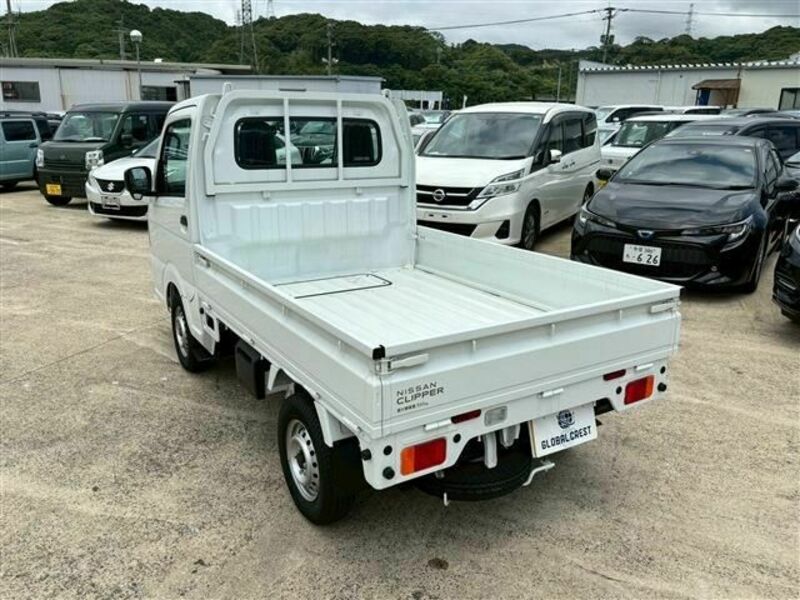 CLIPPER TRUCK