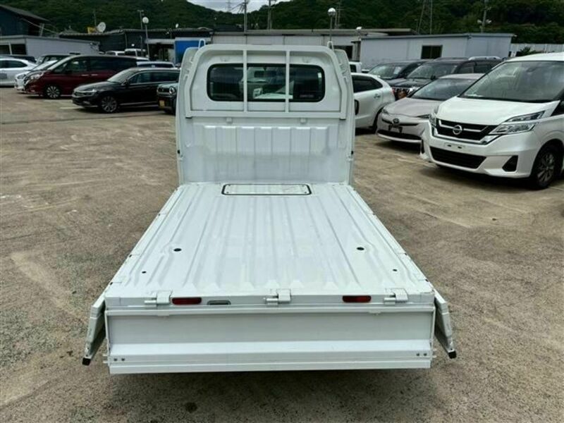 CLIPPER TRUCK