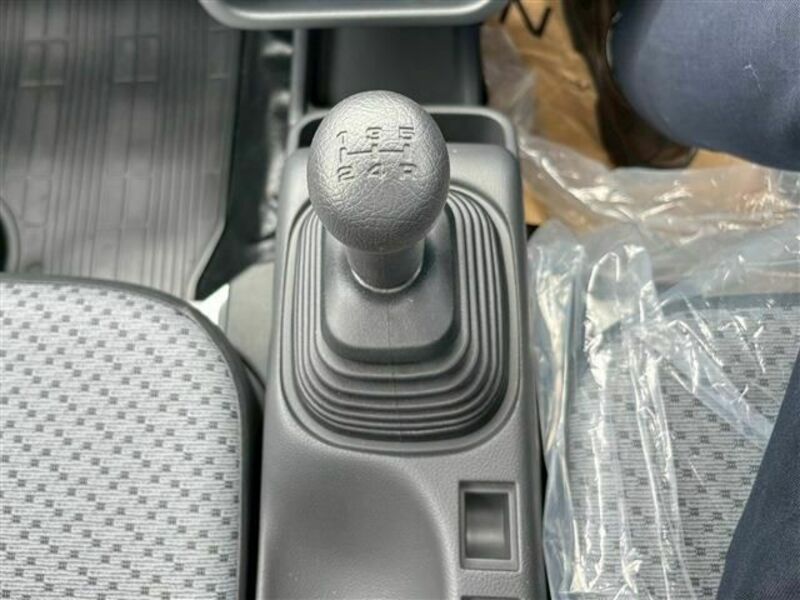 CLIPPER TRUCK