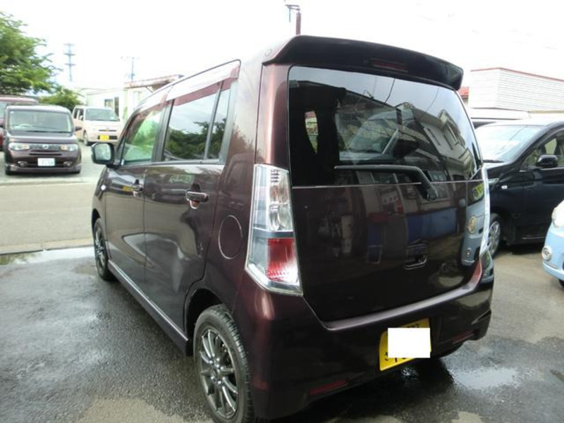 WAGON R