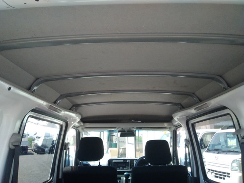 PIXIS VAN
