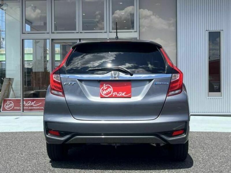 FIT HYBRID
