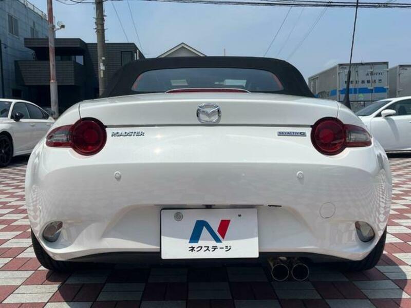 ROADSTER