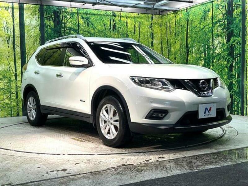 X-TRAIL