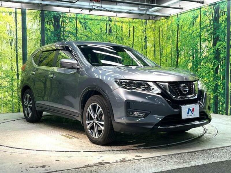 X-TRAIL