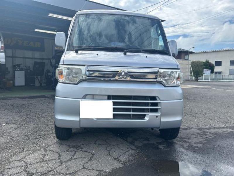 MINICAB VAN
