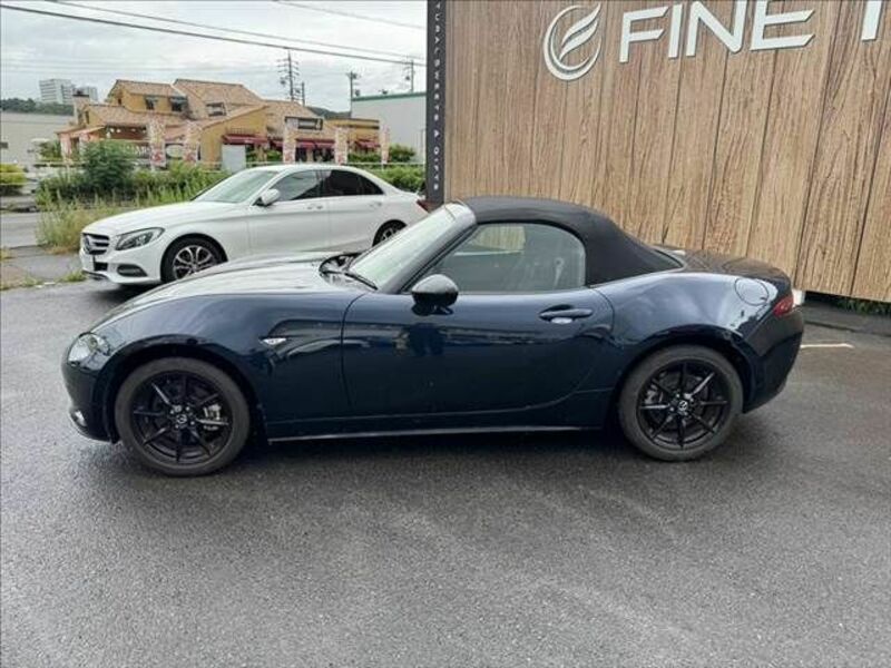 ROADSTER