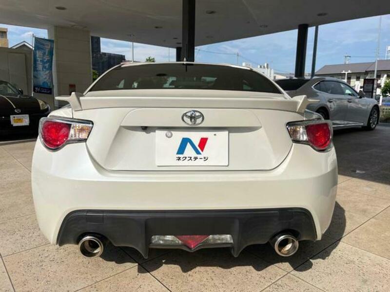 86