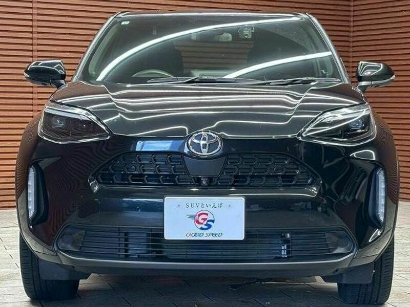 YARIS CROSS