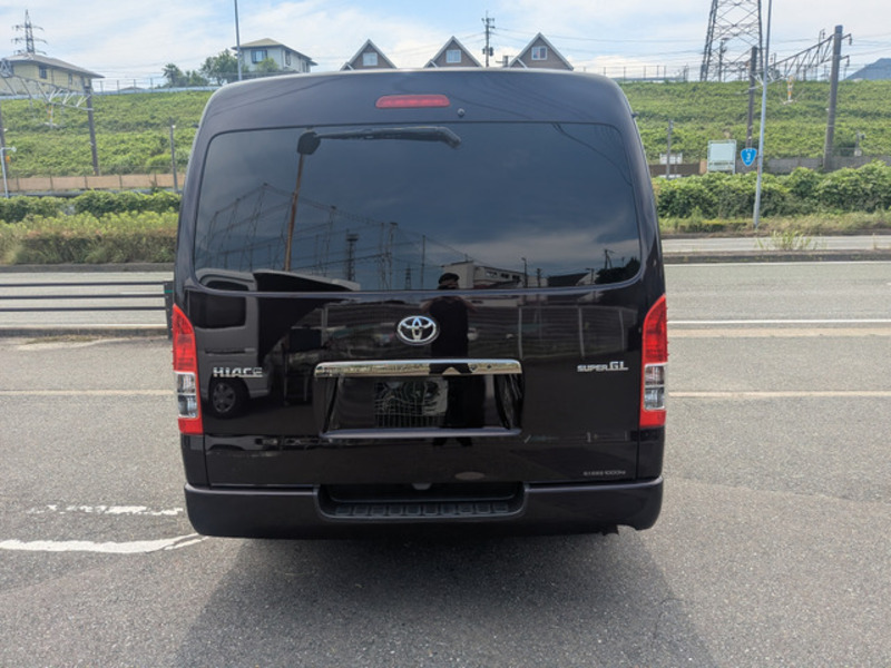 HIACE VAN