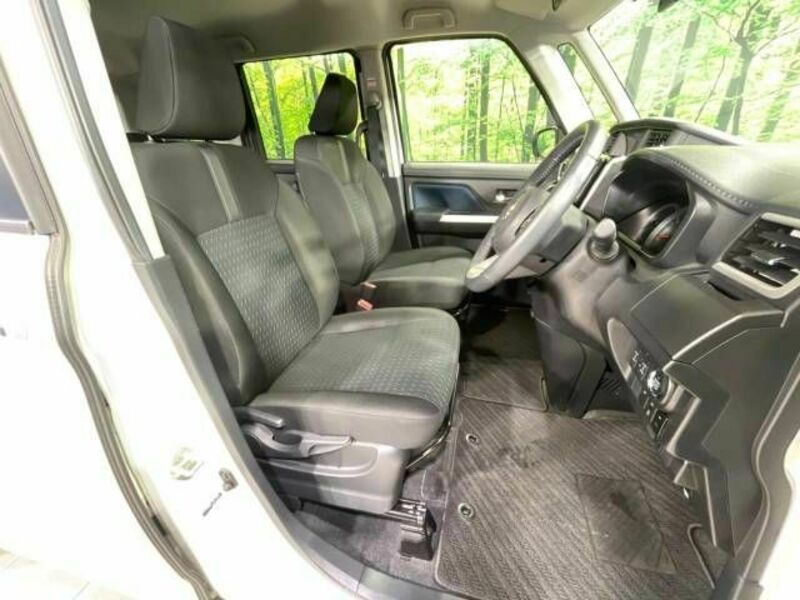 ROOMY