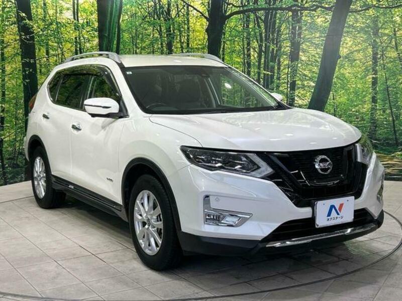 X-TRAIL