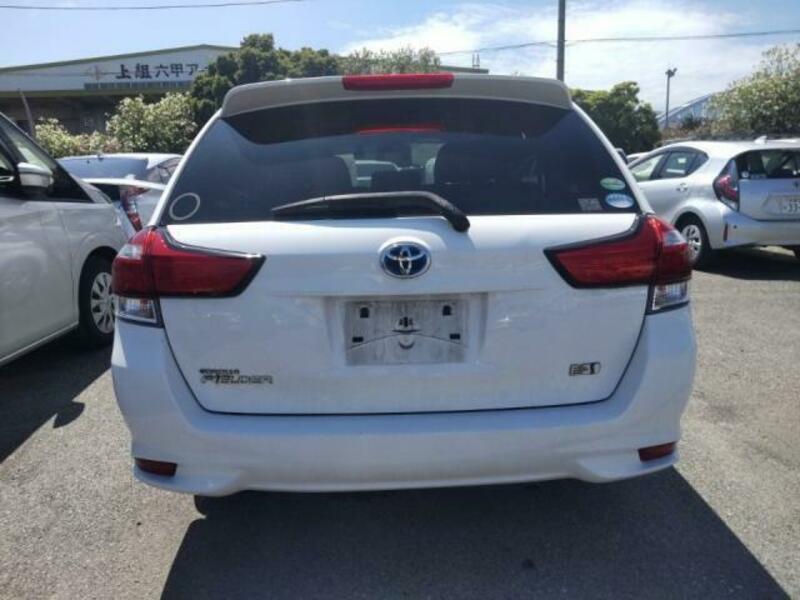 COROLLA FIELDER