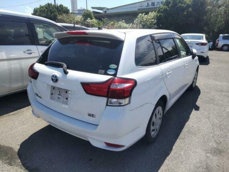 COROLLA FIELDER