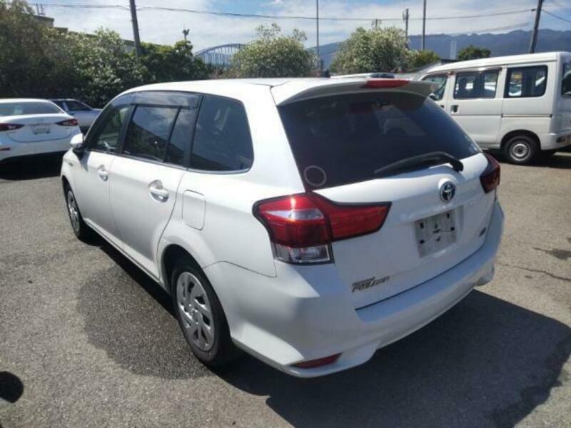 COROLLA FIELDER