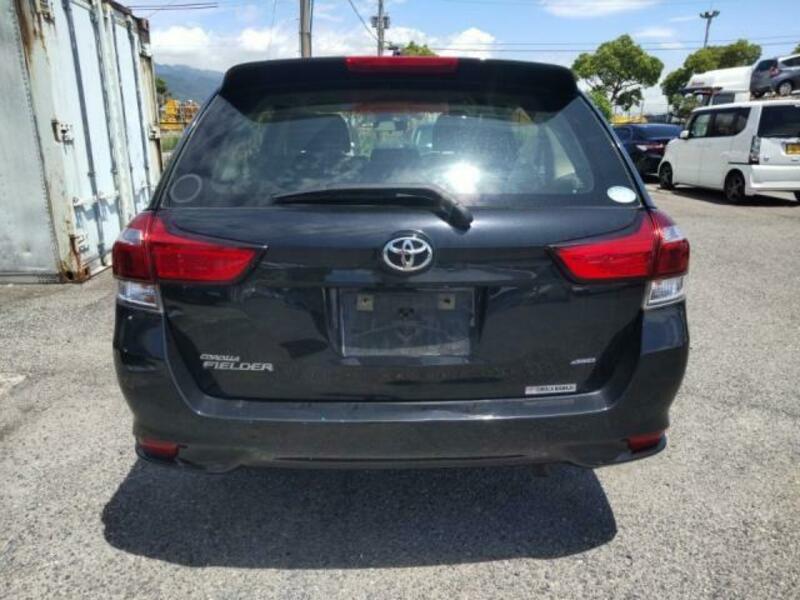 COROLLA FIELDER