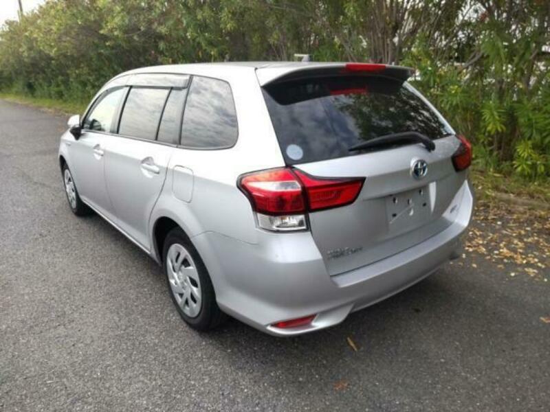 COROLLA FIELDER
