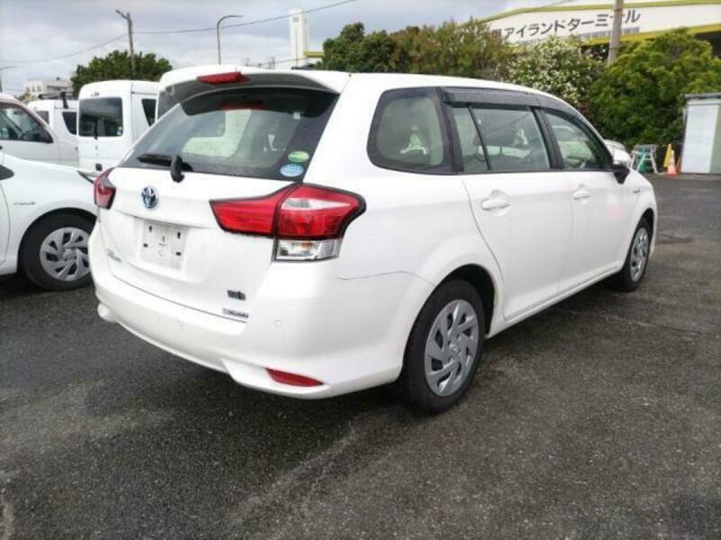 COROLLA FIELDER
