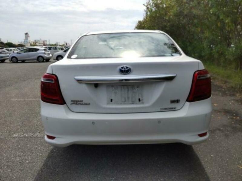COROLLA AXIO