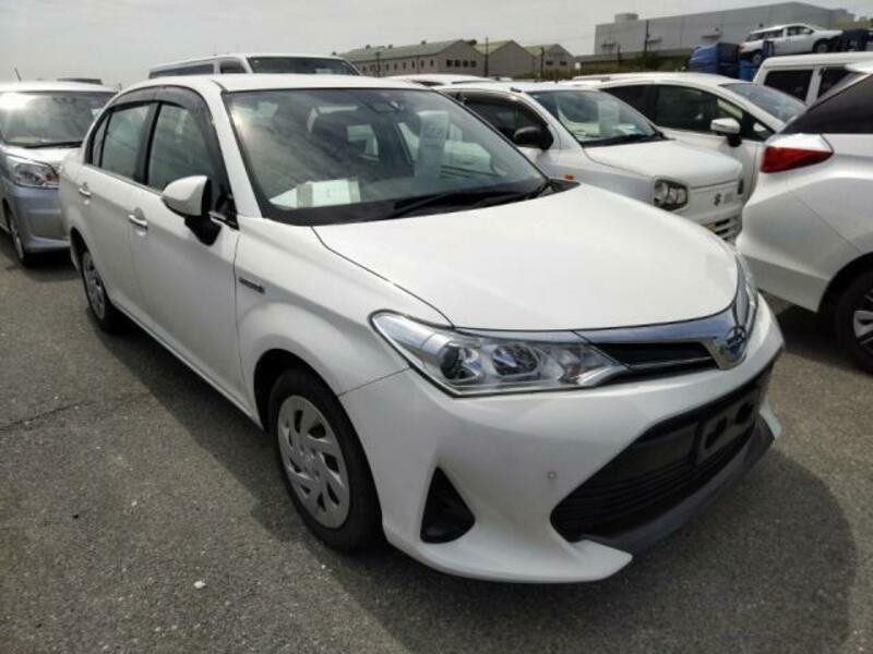 COROLLA AXIO