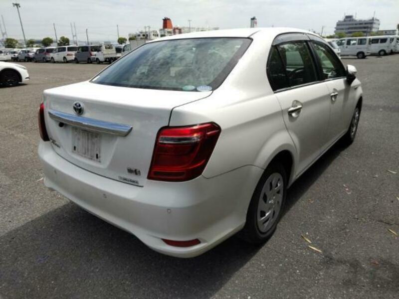 COROLLA AXIO