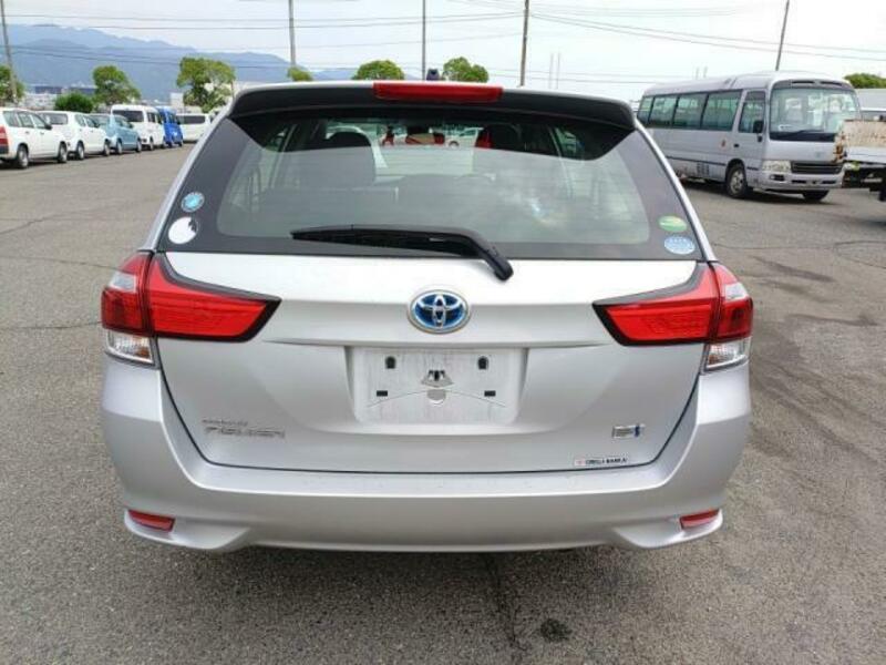 COROLLA FIELDER