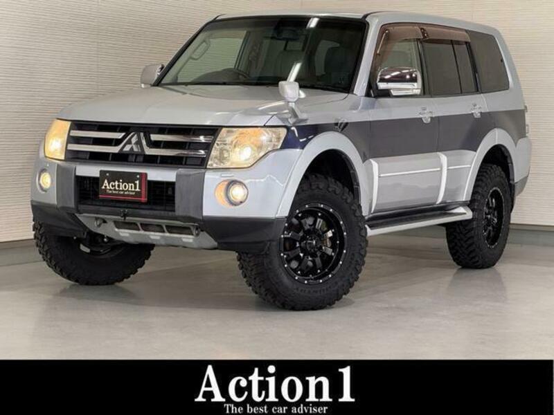 MITSUBISHI PAJERO