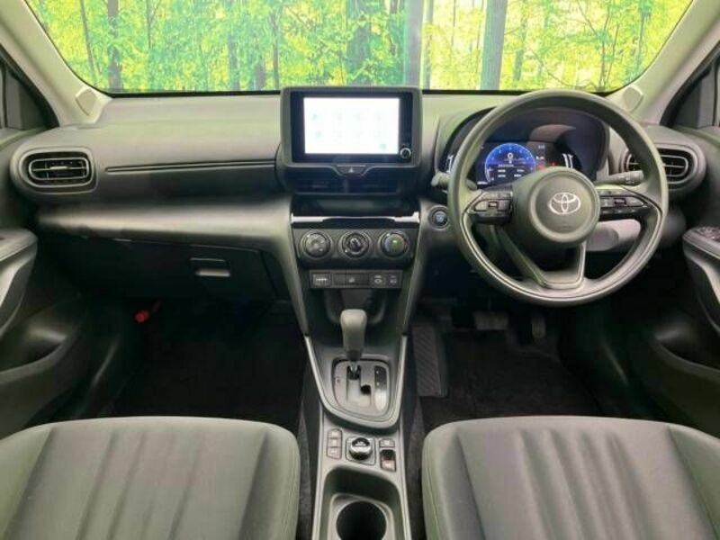 YARIS CROSS