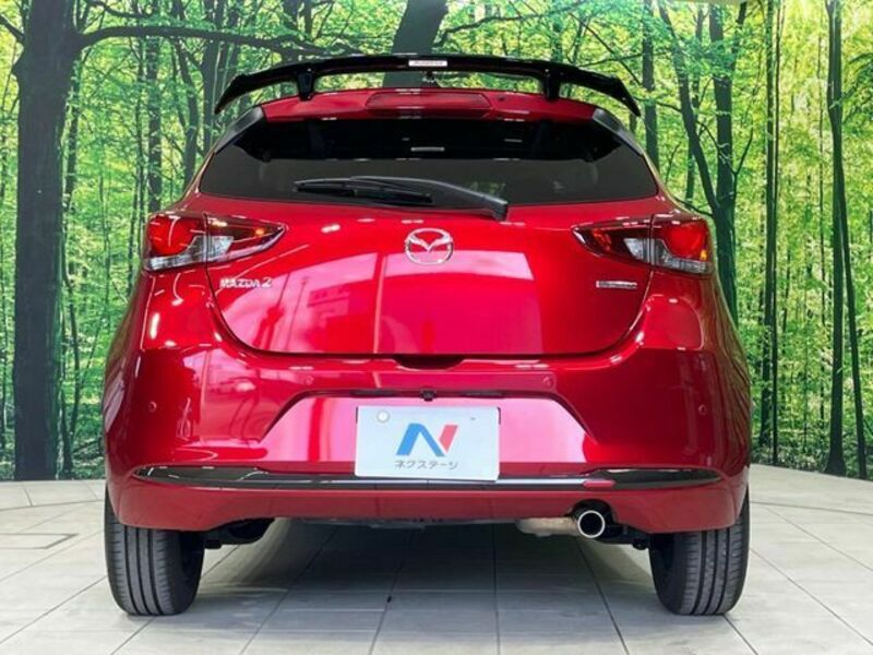 MAZDA2