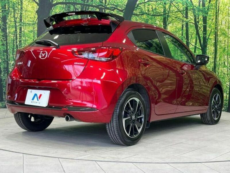 MAZDA2