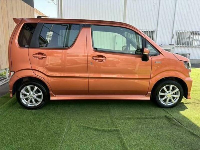 WAGON R