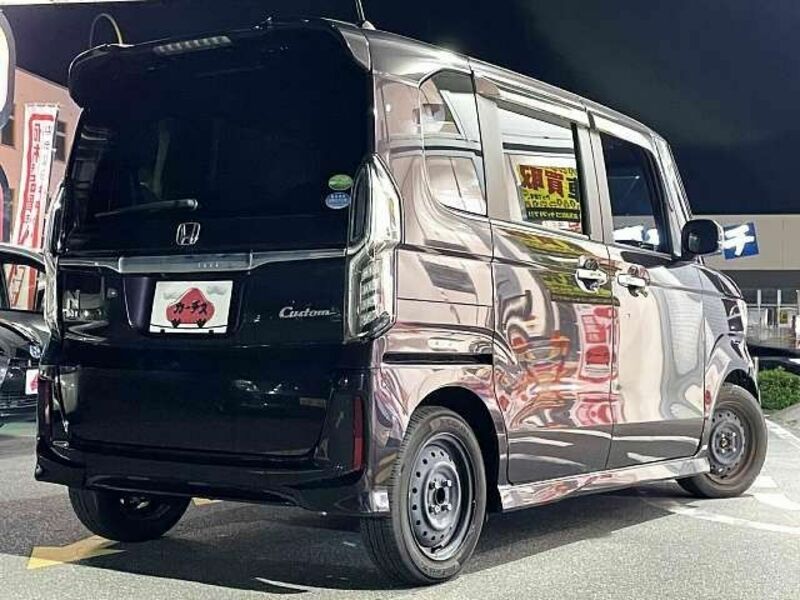 N BOX CUSTOM