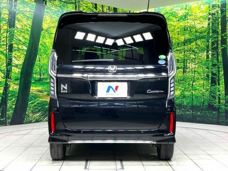 N BOX CUSTOM