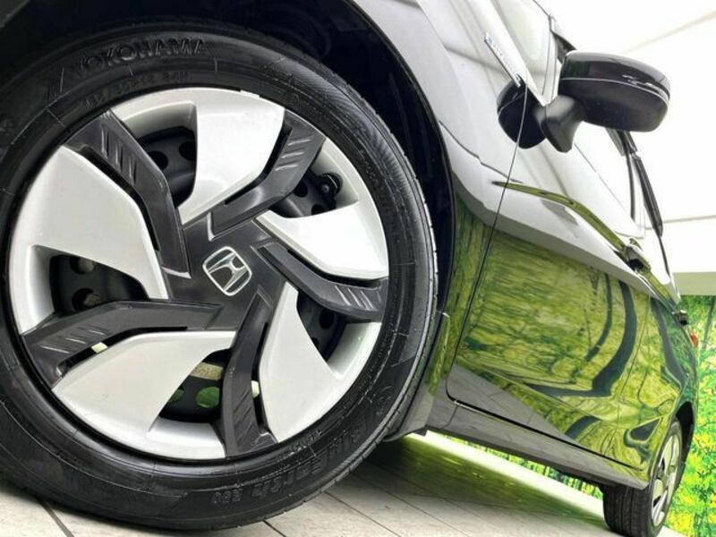 FIT HYBRID