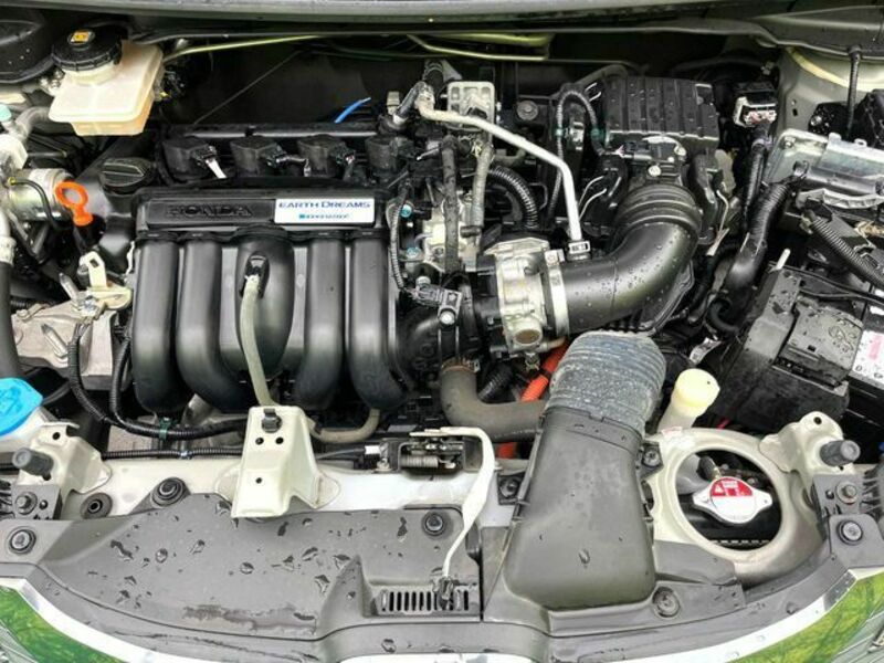 FIT HYBRID