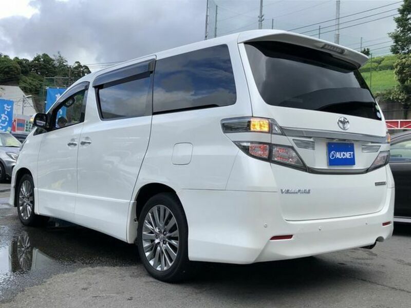 VELLFIRE