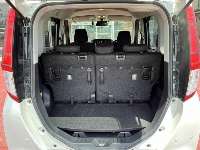 ROOMY