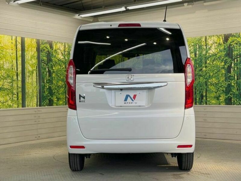 N BOX
