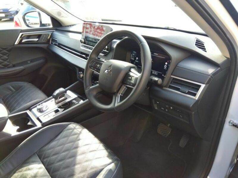 OUTLANDER PHEV