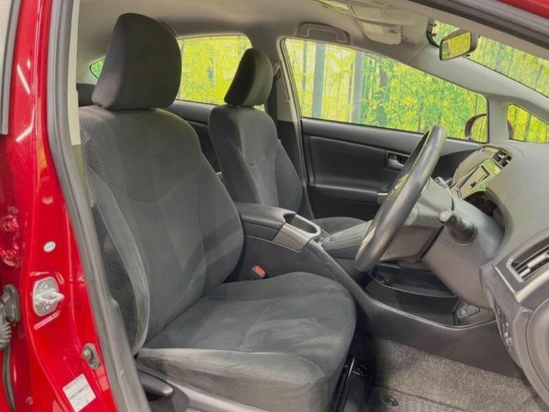 PRIUS PHV