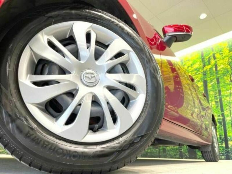 MAZDA2