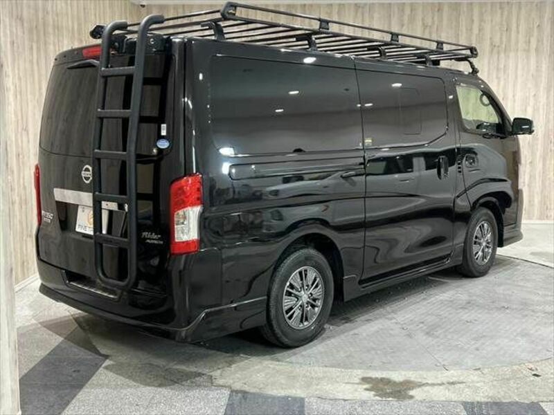 NV350 CARAVAN