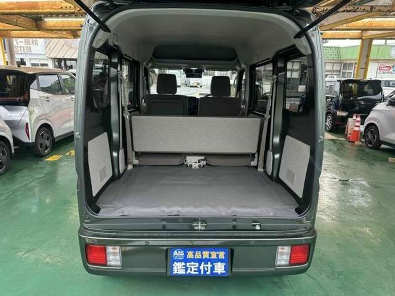 CLIPPER VAN