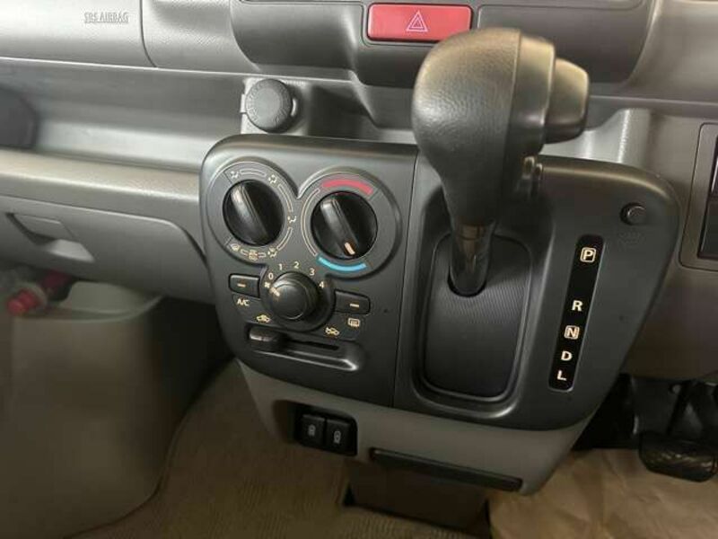 CLIPPER VAN
