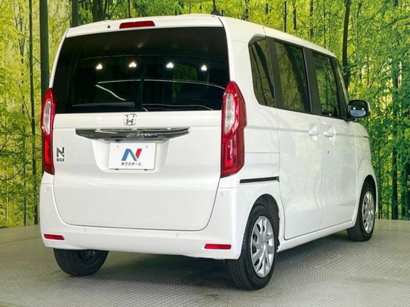 N BOX