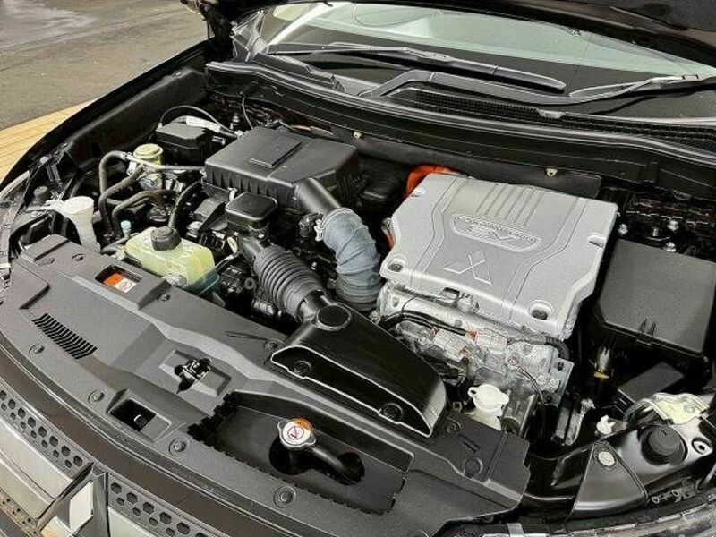 OUTLANDER PHEV