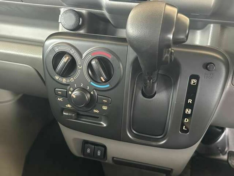 CLIPPER VAN